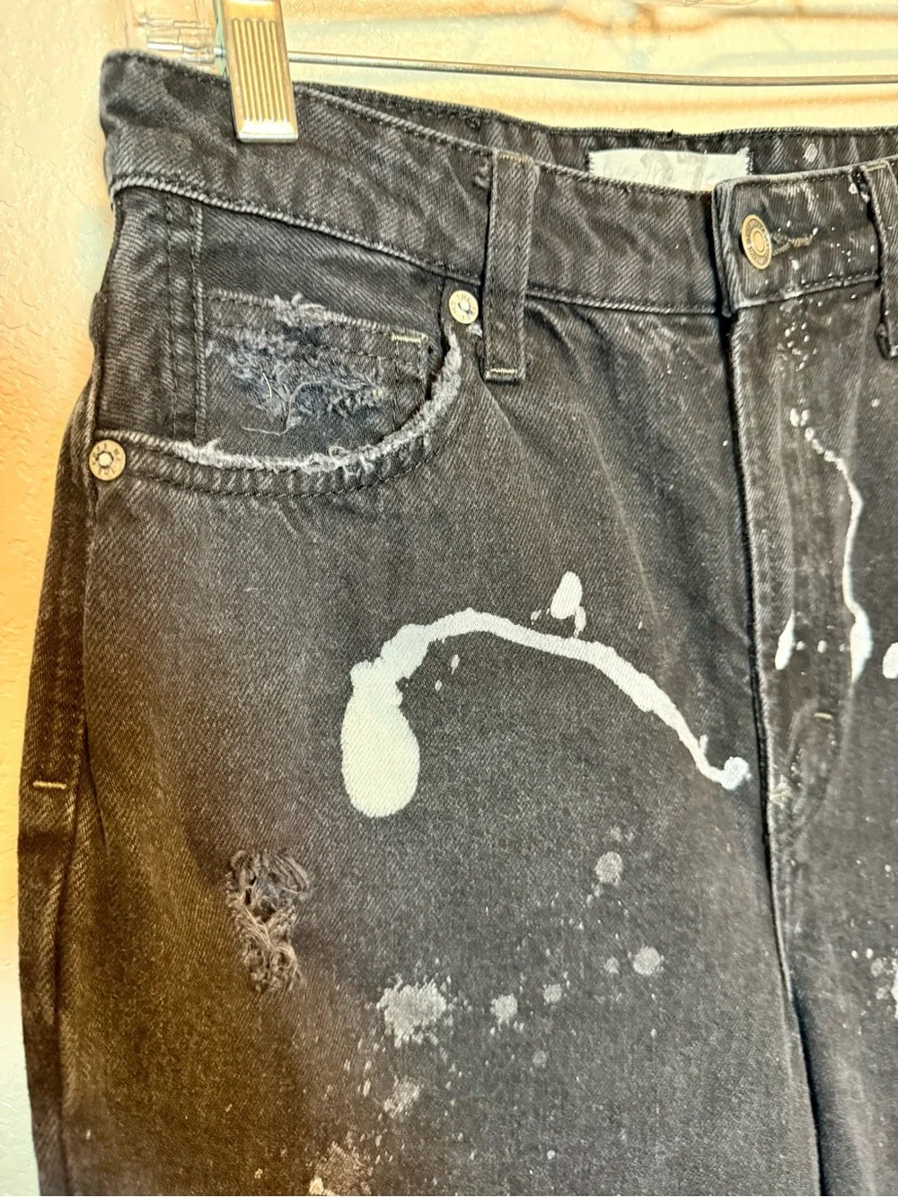 Free People We The Free Distressed Paint Splattered Black Jeans Size 27